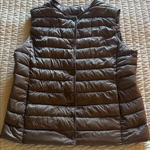 Uniqlo Light Brown Puff Tech Vest